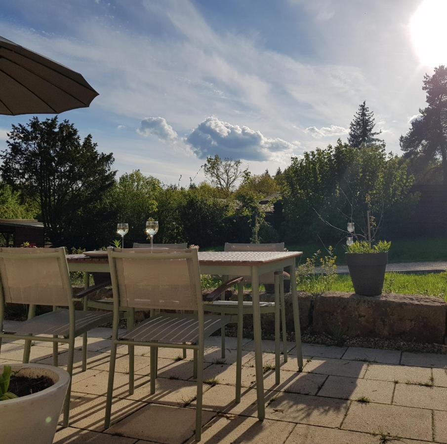 Chalet "Waldhauszeit" Am See Mücke Exteriör bild
