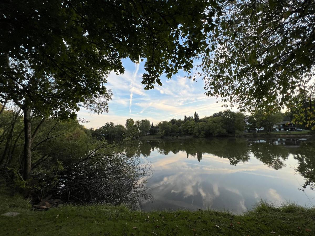 Chalet "Waldhauszeit" Am See Mücke Exteriör bild